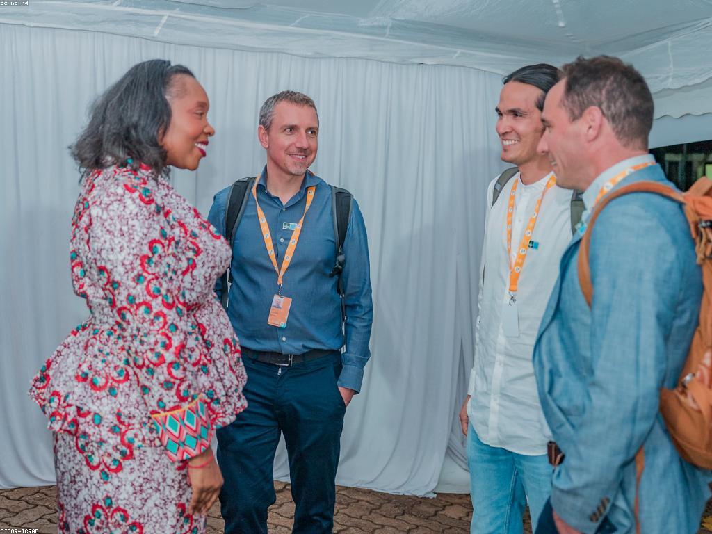 វិភាគស្លត: តើវាធ្វើការប្រែប្រួលរបៀបដែលយើងយល់ដឹងអំពីកំរិតនៃឳសថ?