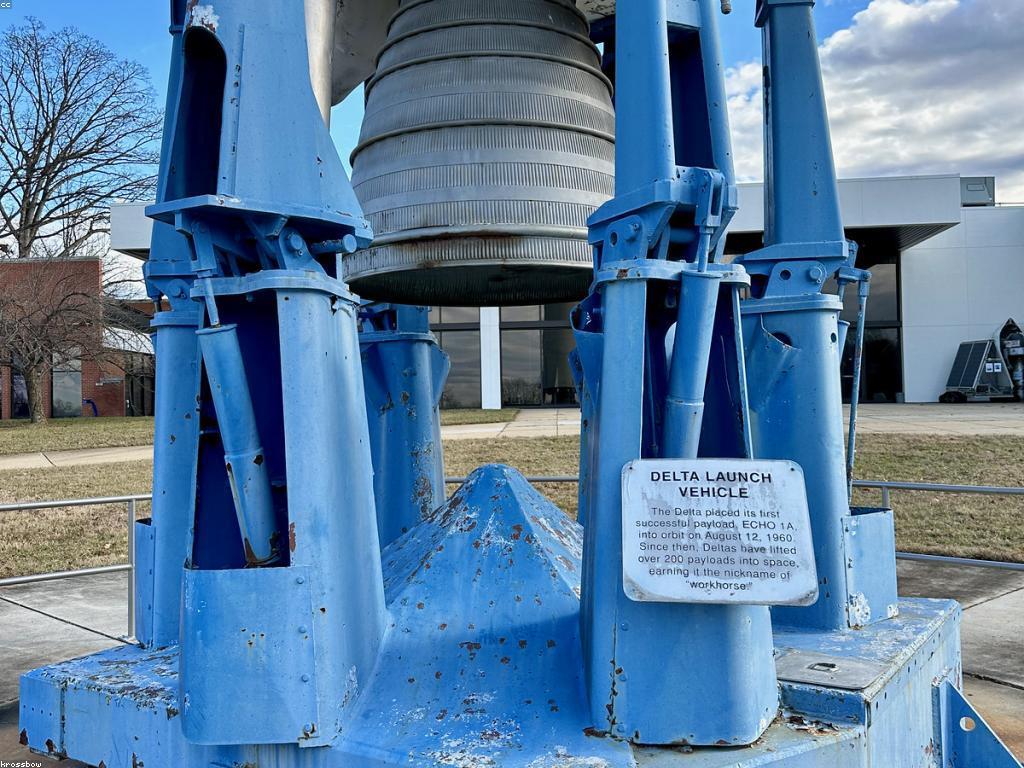 នាវិកភាពថ្មី៖ ការបង្កើតនូវផលិតផលនិងសេវាកម្មថ្មី